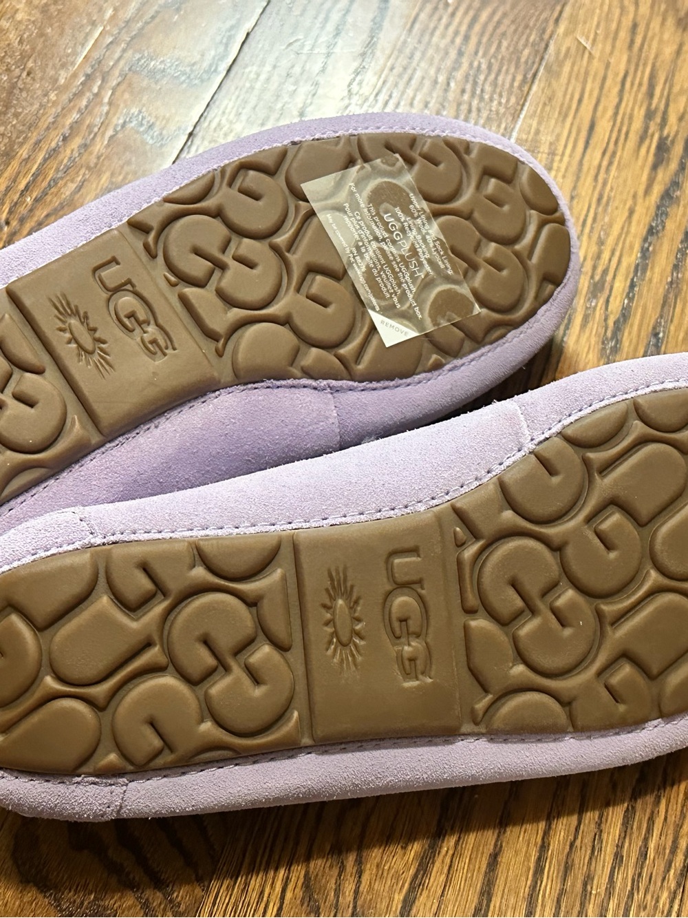 NWOT UGG Ansley Women’s Slippers - Picture 4 of 7